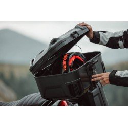 KUFER CENTRALNY/BOCZNY SW-MOTECH DUSC M 33 L ABS BLACK