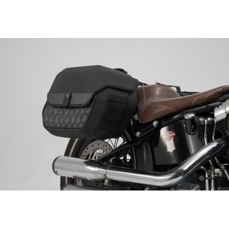 ZESTAW SAKW I STELAŻY LEGEND GEAR SW-MOTECH HARLEY-DAVIDSON SOFTAIL SLIM (12-17), BLACK