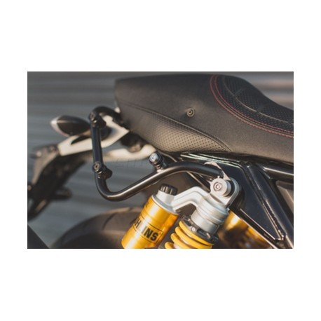 STELAŻ BOCZNY SLC PRAWY SW-MOTECH YAMAHA XJR 1300 (15-), BLACK