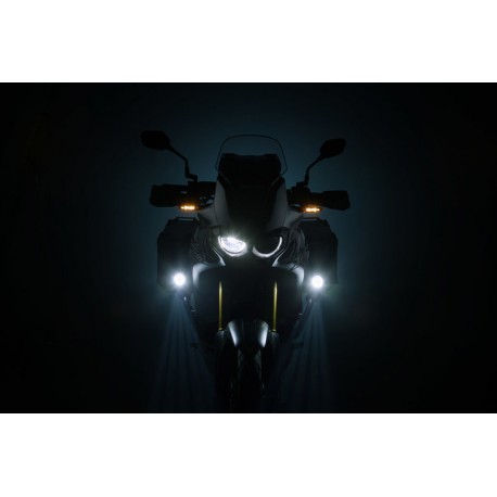 ZESTAW ŚWIATEŁ DROGOWYCH EVO SW-MOTECH HONDA CB500X (13-18), BLACK